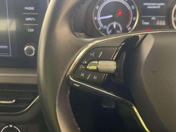 Skoda Kamiq 1.0 TSI SE SUV 5dr Petrol DSG Euro 6 (s/s) (110 ps)