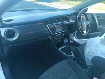 Toyota Auris 1.4 D-4D Icon Euro 5 (s/s) 5dr