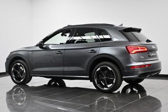 Audi Q5 2.0 TDI 40 Black Edition S Tronic quattro Euro 6 (s/s) 5dr
