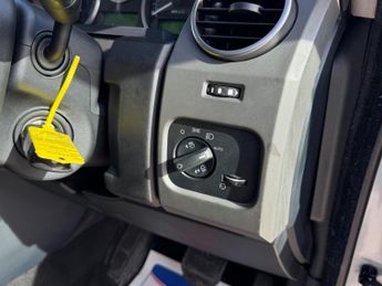 Land Rover Discovery 3 2.7 TD V6 SE Station Wagon 5dr