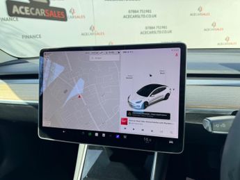 Tesla Model 3 Standard Range Plus Auto RWD 4dr