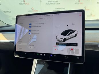 Tesla Model 3 Standard Range Plus Auto RWD 4dr