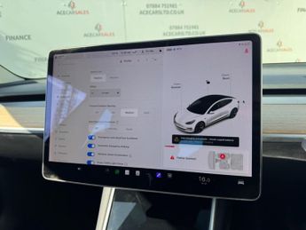 Tesla Model 3 Standard Range Plus Auto RWD 4dr
