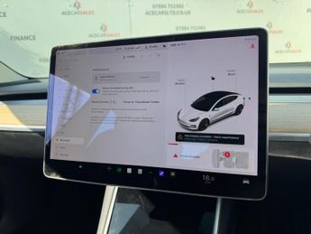 Tesla Model 3 Standard Range Plus Auto RWD 4dr