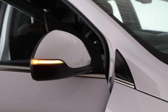 Hyundai IONIQ 38.3kWh Premium Auto 5dr