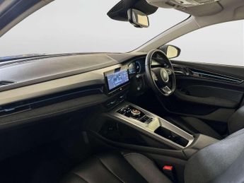 MG MG5 61.1kWh Trophy Long Range Estate 5dr Electric Auto (156 ps)