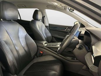 MG MG5 61.1kWh Trophy Long Range Estate 5dr Electric Auto (156 ps)