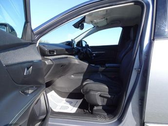 Peugeot 5008 1.5 BlueHDi Allure Premium EAT Euro 6 (s/s) 5dr