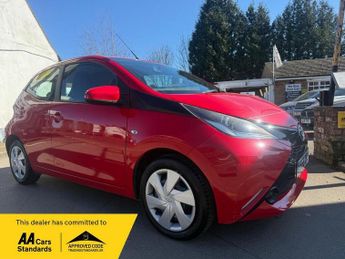 Toyota AYGO 1.0 VVT-i x-play Euro 6 5dr