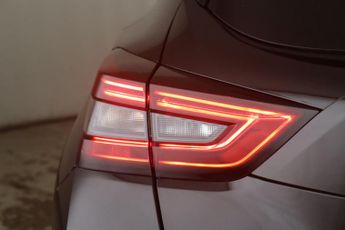 Nissan Juke 1.0 DIG-T N-Connecta DCT Auto Euro 6 (s/s) 5dr