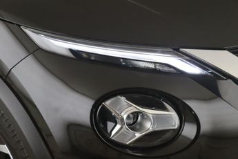 Nissan Juke 1.0 DIG-T N-Connecta DCT Auto Euro 6 (s/s) 5dr