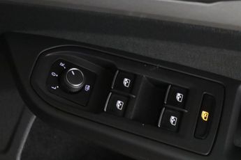 Volkswagen Golf 1.0 eTSI MHEV Life DSG Euro 6 (s/s) 5dr