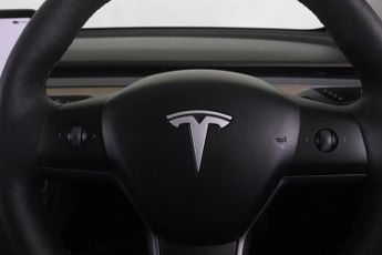 Tesla Model 3 Auto RWD 4dr