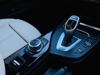 BMW 2 Series 2.0 220d Sport Auto Euro 6 (s/s) 2dr