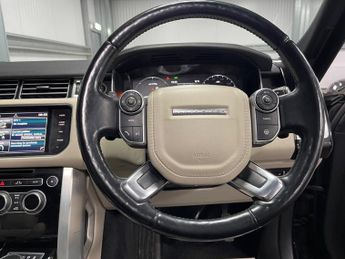 Land Rover Range Rover 3.0 TD V6 Vogue Auto 4WD Euro 5 (s/s) 5dr