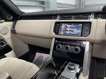 Land Rover Range Rover 3.0 TD V6 Vogue Auto 4WD Euro 5 (s/s) 5dr