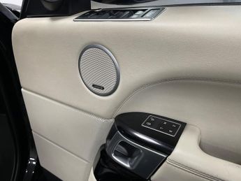 Land Rover Range Rover 3.0 TD V6 Vogue Auto 4WD Euro 5 (s/s) 5dr