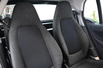 SMART FORTWO 1.0 MHD Passion Coupe 2dr Petrol SoftTouch Euro 5 (s/s) (71 bhp)