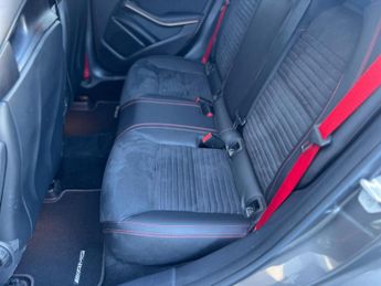 Mercedes-Benz A Class 2.0 A45 AMG SpdS DCT 4MATIC Euro 6 (s/s) 5dr