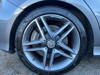 Mercedes-Benz A Class 2.0 A45 AMG SpdS DCT 4MATIC Euro 6 (s/s) 5dr