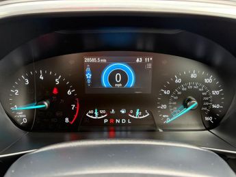 Ford Focus 1.0T EcoBoost MHEV Titanium DCT Euro 6 (s/s) 5dr