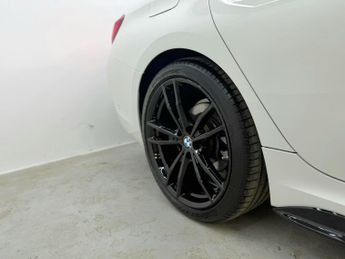 BMW 3 Series 2.0 320d M Sport Auto Euro 6 (s/s) 4dr