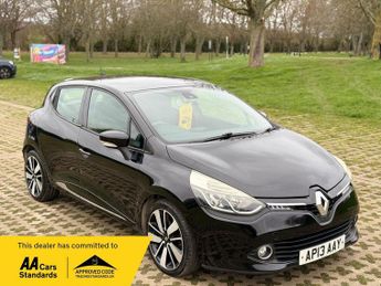 Renault Clio 0.9 TCe Dynamique S MediaNav Hatchback 5dr Petrol Manual Euro 5 