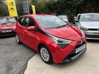 Toyota AYGO 1.0 VVT-i x-play Euro 6 5dr