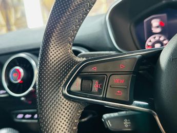 Audi TT 2.0 TFSI 40 S line S Tronic Euro 6 (s/s) 3dr