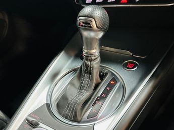 Audi TT 2.0 TFSI 40 S line S Tronic Euro 6 (s/s) 3dr