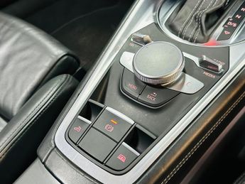Audi TTS 2.0 TFSI Roadster S Tronic quattro Euro 6 (s/s) 2dr