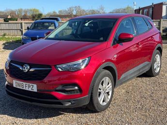 Vauxhall Grandland 1.2 Turbo SE Auto Euro 6 (s/s) 5dr