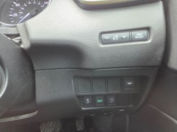 Nissan Qashqai 1.2 DIG-T Tekna XTRON 2WD Euro 6 (s/s) 5dr