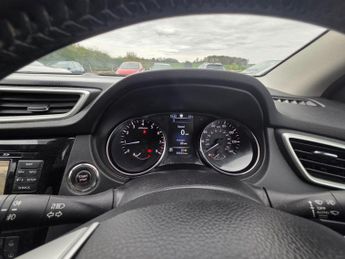 Nissan Qashqai 1.2 DIG-T Tekna XTRON 2WD Euro 6 (s/s) 5dr