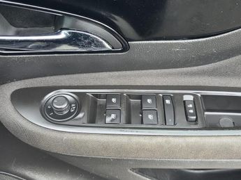 Vauxhall Mokka X 1.4i Turbo Design Nav Auto Euro 6 5dr