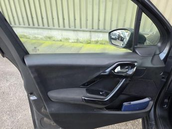 Peugeot 208 1.0 VTi Active Euro 5 5dr