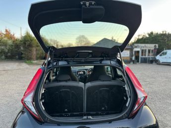 Toyota AYGO 1.0 VVT-i x-play x-shift Euro 6 5dr (Safety Sense)