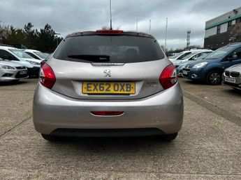 Peugeot 208 1.4 e-HDi Allure EGC Euro 5 (s/s) 5dr