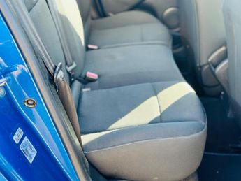 Renault Megane 1.6 16V Expression Euro 5 5dr