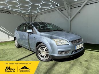 Ford Focus 2.0 Ghia 5dr