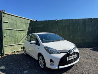 Toyota Yaris 1.5 VVT-h Excel E-CVT Euro 6 5dr (15in Alloy)