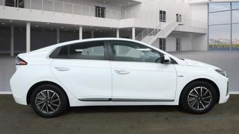 Hyundai IONIQ 38.3kWh Premium SE Hatchback 5dr Electric Auto (136 ps)