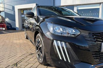 Peugeot 208 1.2 HYBRID Allure Hatchback 5dr Petrol Hybrid e-DSC6 Euro 6 (s/s