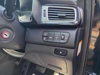 Kia Niro 1.6h GDi 3 DCT Euro 6 (s/s) 5dr ( 16in Alloy)