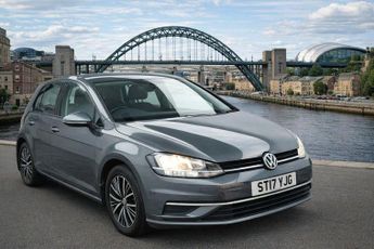 Volkswagen Golf 1.4 TSI BlueMotion Tech SE Nav DSG Euro 6 (s/s) 5dr