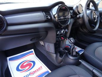 MINI Hatch 1.5 Cooper Auto Euro 6 (s/s) 3dr
