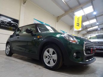 MINI Hatch 1.5 Cooper Auto Euro 6 (s/s) 3dr