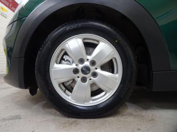 MINI Hatch 1.5 Cooper Auto Euro 6 (s/s) 3dr