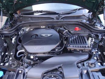 MINI Hatch 1.5 Cooper Auto Euro 6 (s/s) 3dr