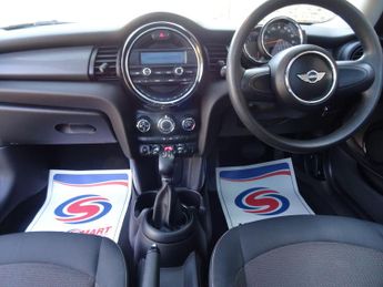 MINI Hatch 1.5 Cooper Auto Euro 6 (s/s) 3dr